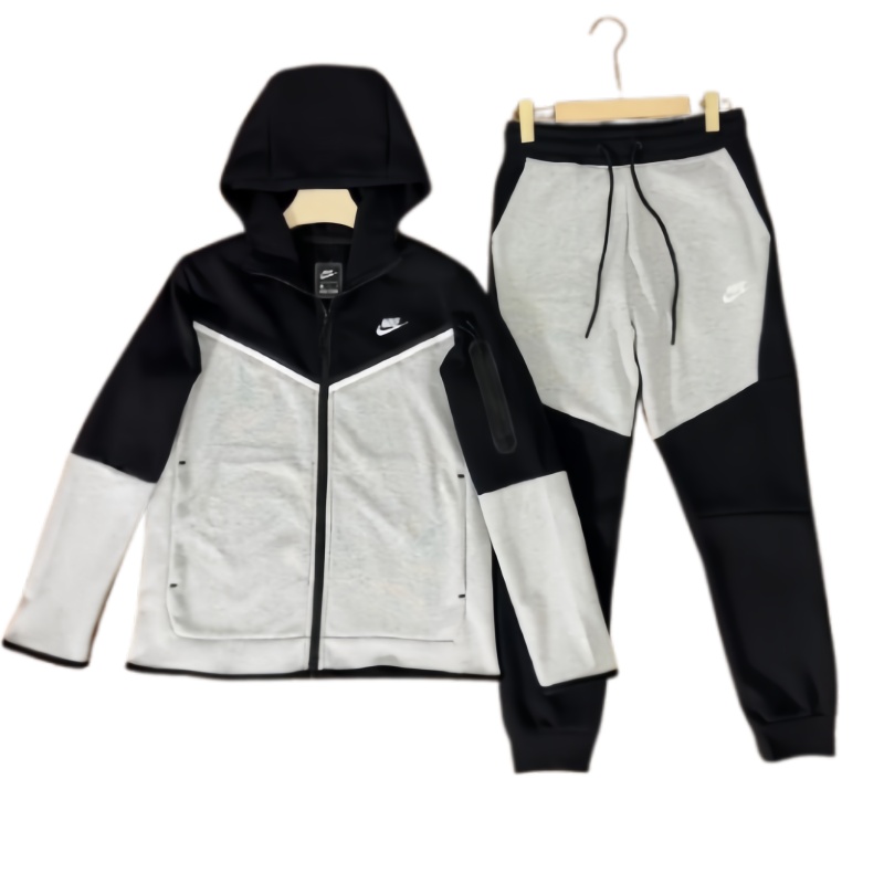 Nike 2023 Tech Fleece Set