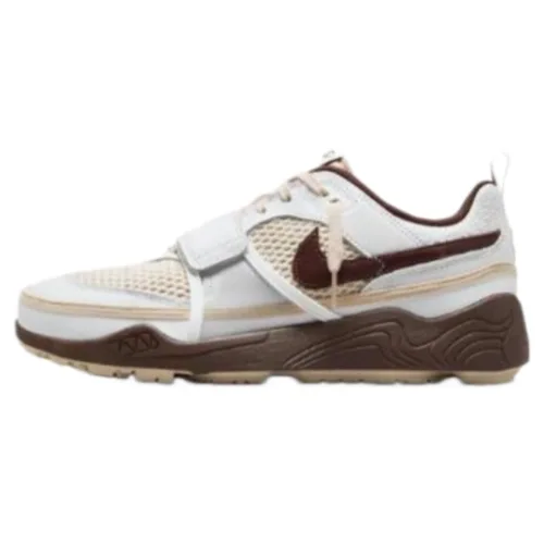 Travis Scott x Nike ZOOM Field Jaxx