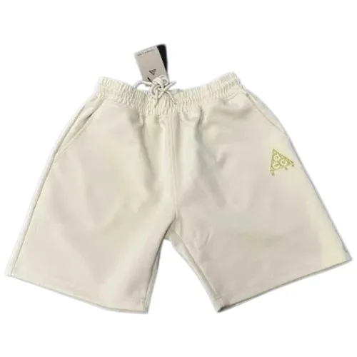 acg shorts