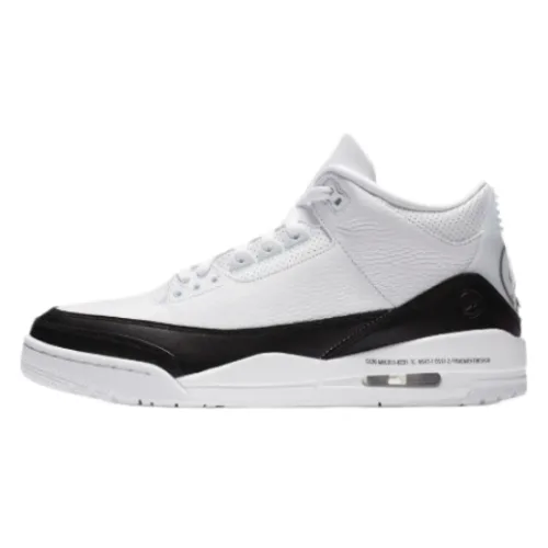 Jordan 3 Fragment